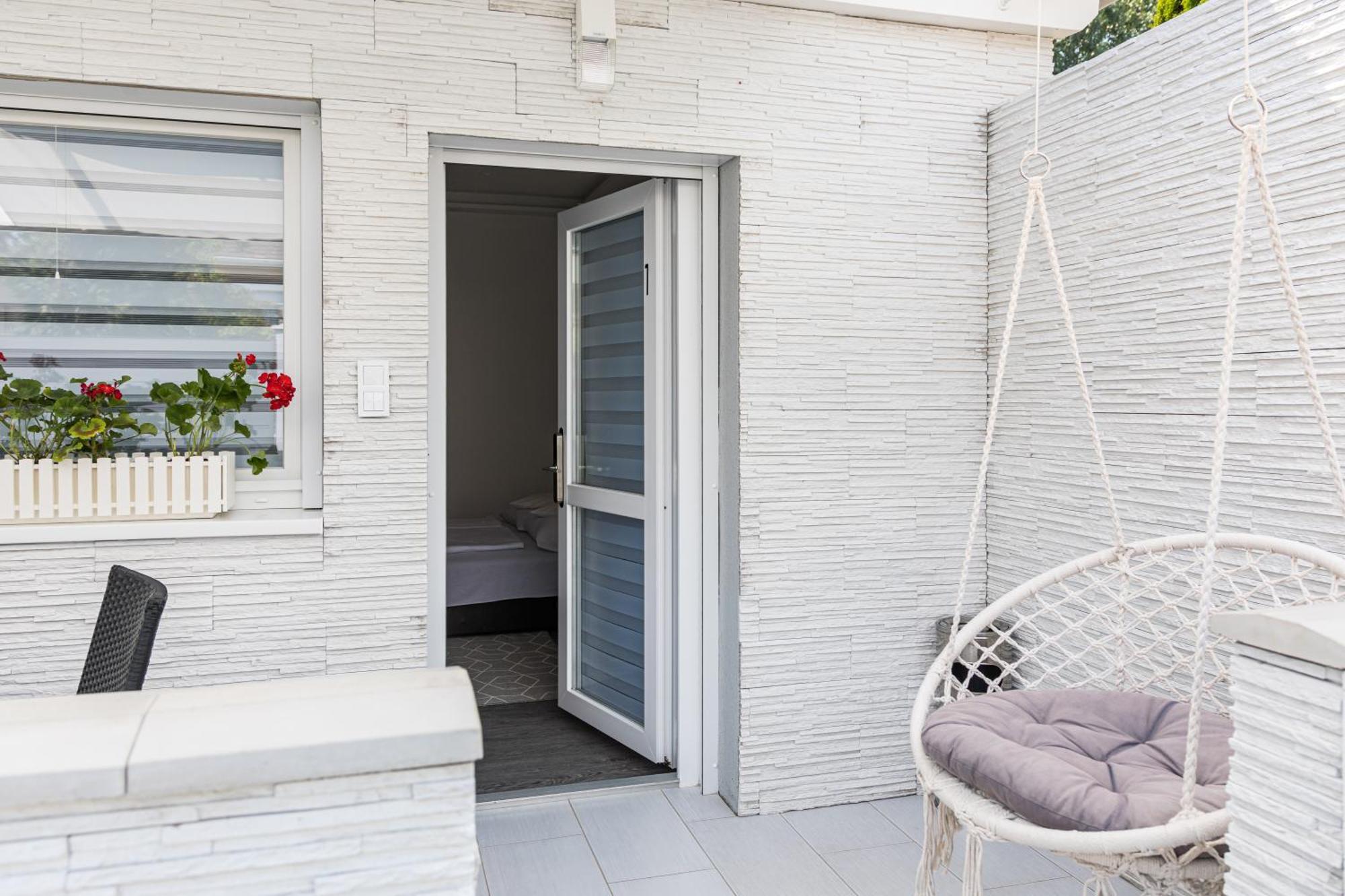 Balatonic Lemon Apartmanhaz Siófok Exterior foto